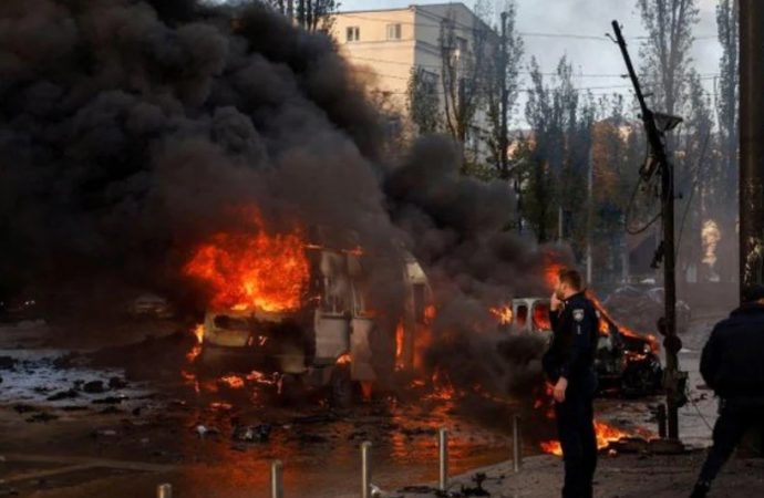 यूक्रेन में अंधाधुंध बमबारी के पीछे रूस का ‘बेरहम’ जनरल