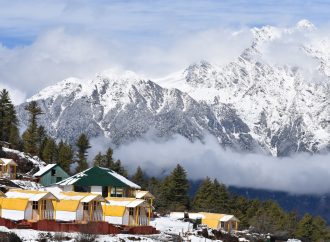 कठिन पारिस्थितीकीय चुनौतियों से जूझ रहा हिमालय की गोद में बसा उत्तराखंड