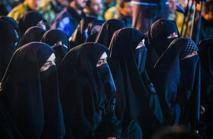 हिजाब पर सुप्रीम कोर्ट का फैसला, अब बड़ी बेंच करेगी सुनवाई